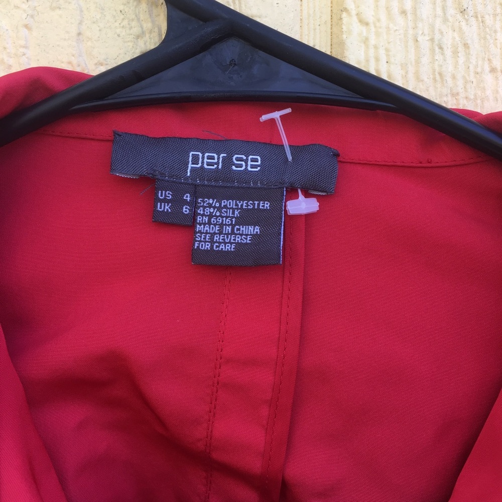 Bright, red vintage style raincoat - Picture 6 of 6